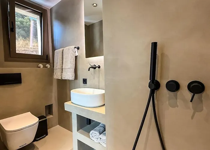 Eosea Selene Villa
