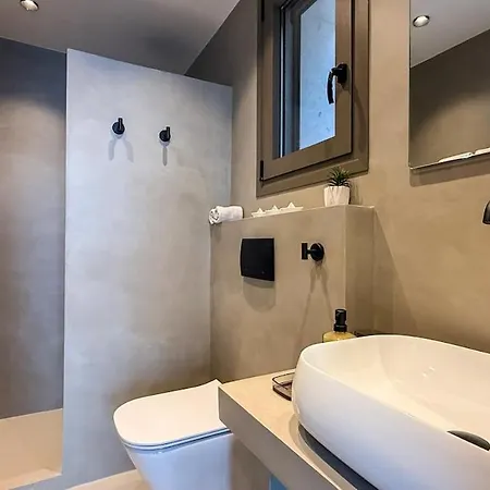 Eosea Selene Villa