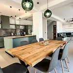 Eosea Selene Villa *