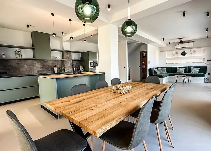 Eosea Selene Βίλα *